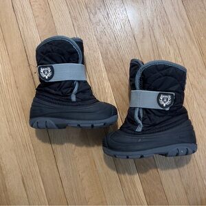 Toddler Kamik Snow Boots, Size 7, Kids, Black, Easy On, Hook and Loop Closure